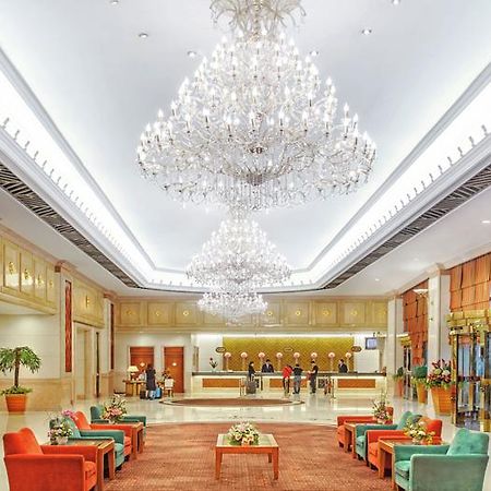 Golden Crown China Hotel Taipa  Екстериор снимка