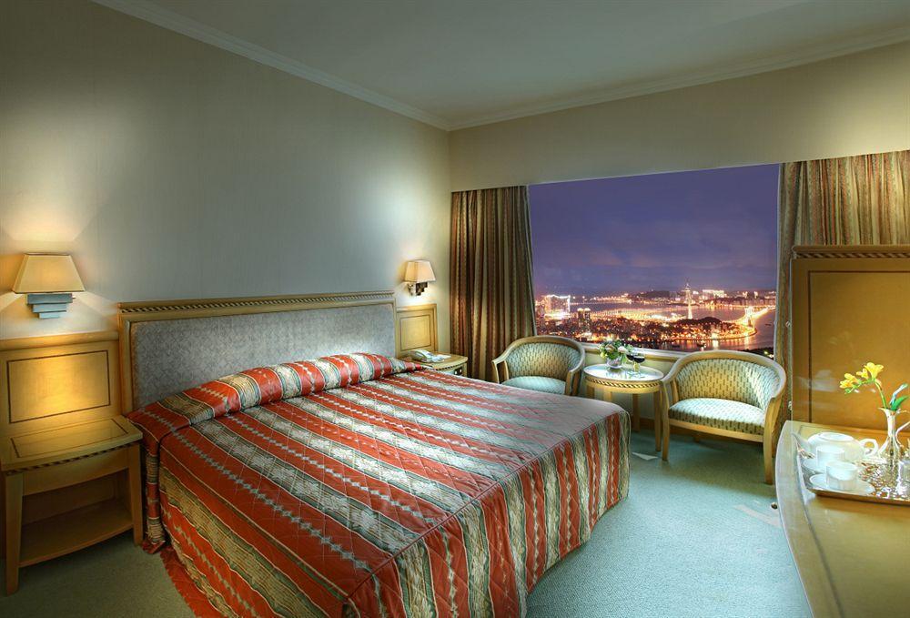 Golden Crown China Hotel Taipa  Екстериор снимка